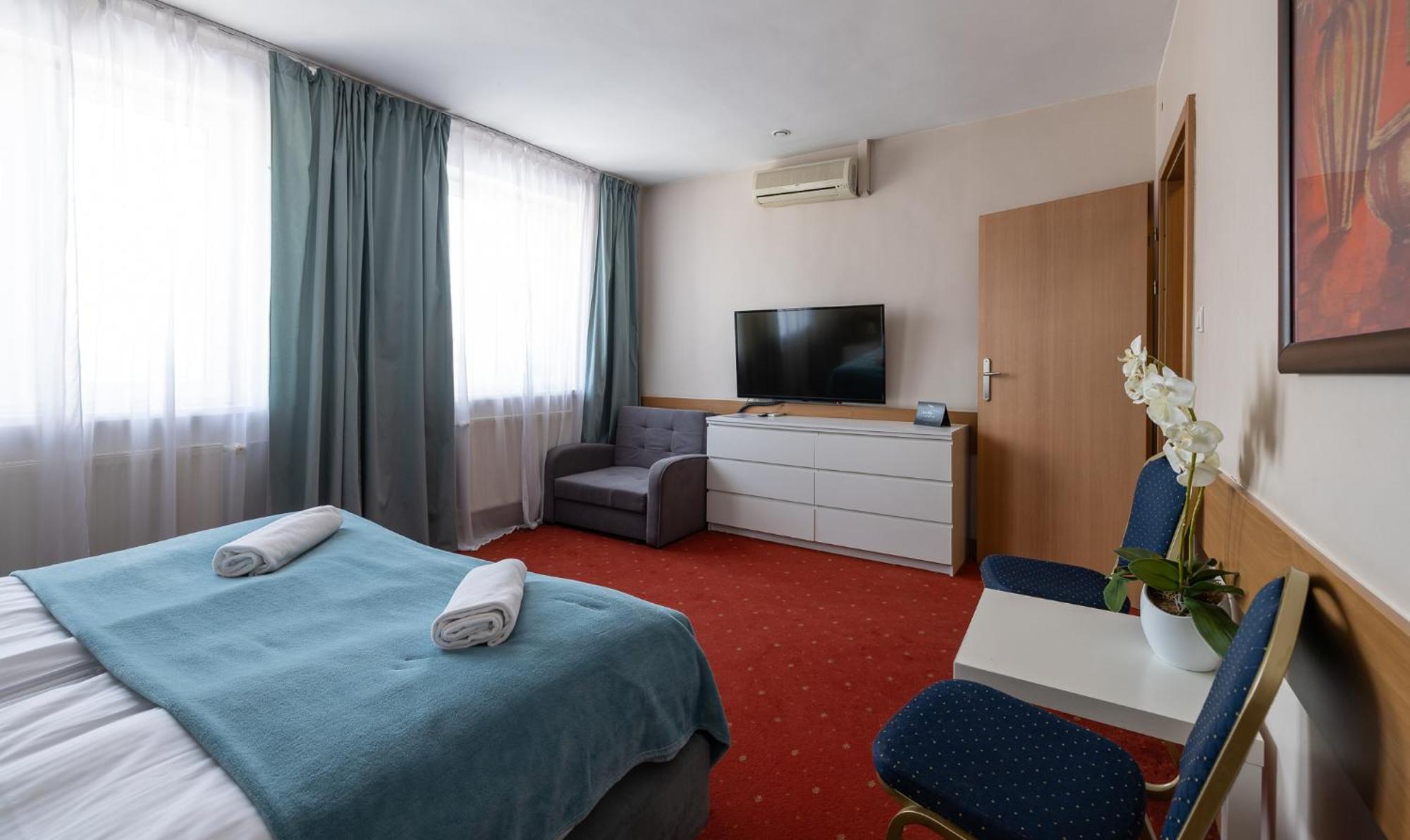 Hotel Orbita Вроцлав Екстер'єр фото